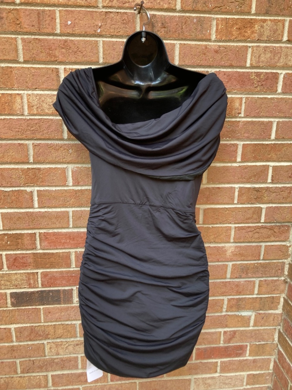 One-Shoulder Ruched Bodycon Dress - Large - Picture 8 of 16